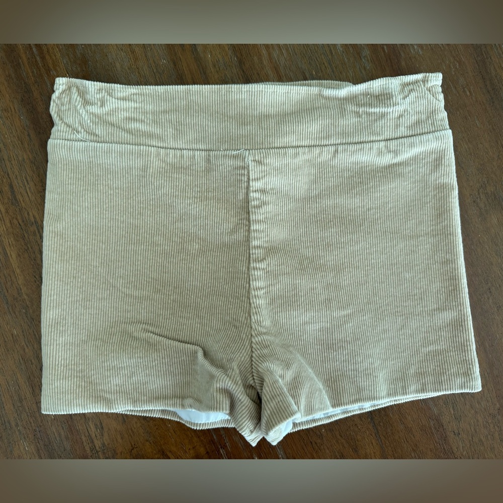 TBBC Sherwood Corduroy Shorts. Khaki color. Size 4T. Adjustable waist. EUC.